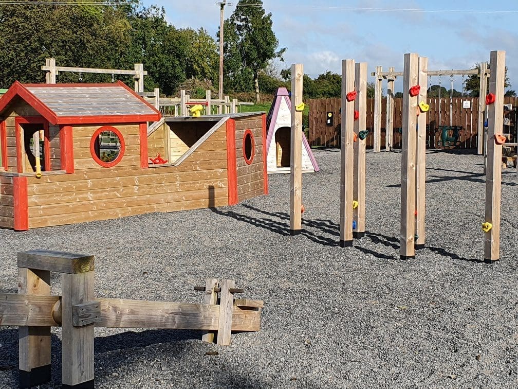 mellowes-family-fun-adventure-and-childcare-centre-p3 Mellowes wooden structures playground climbing frames and ship - Toddler play